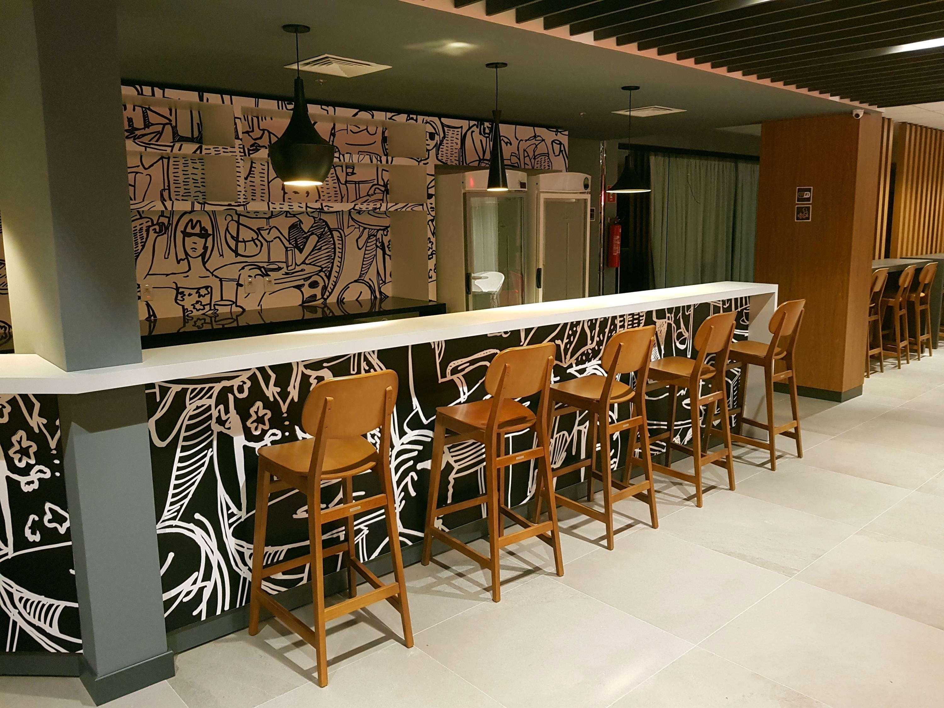 Ibis Carlos Barbosa Buitenkant foto